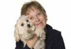Warum ältere Erwachsene einen Maltipoo Hund besitzen sollten